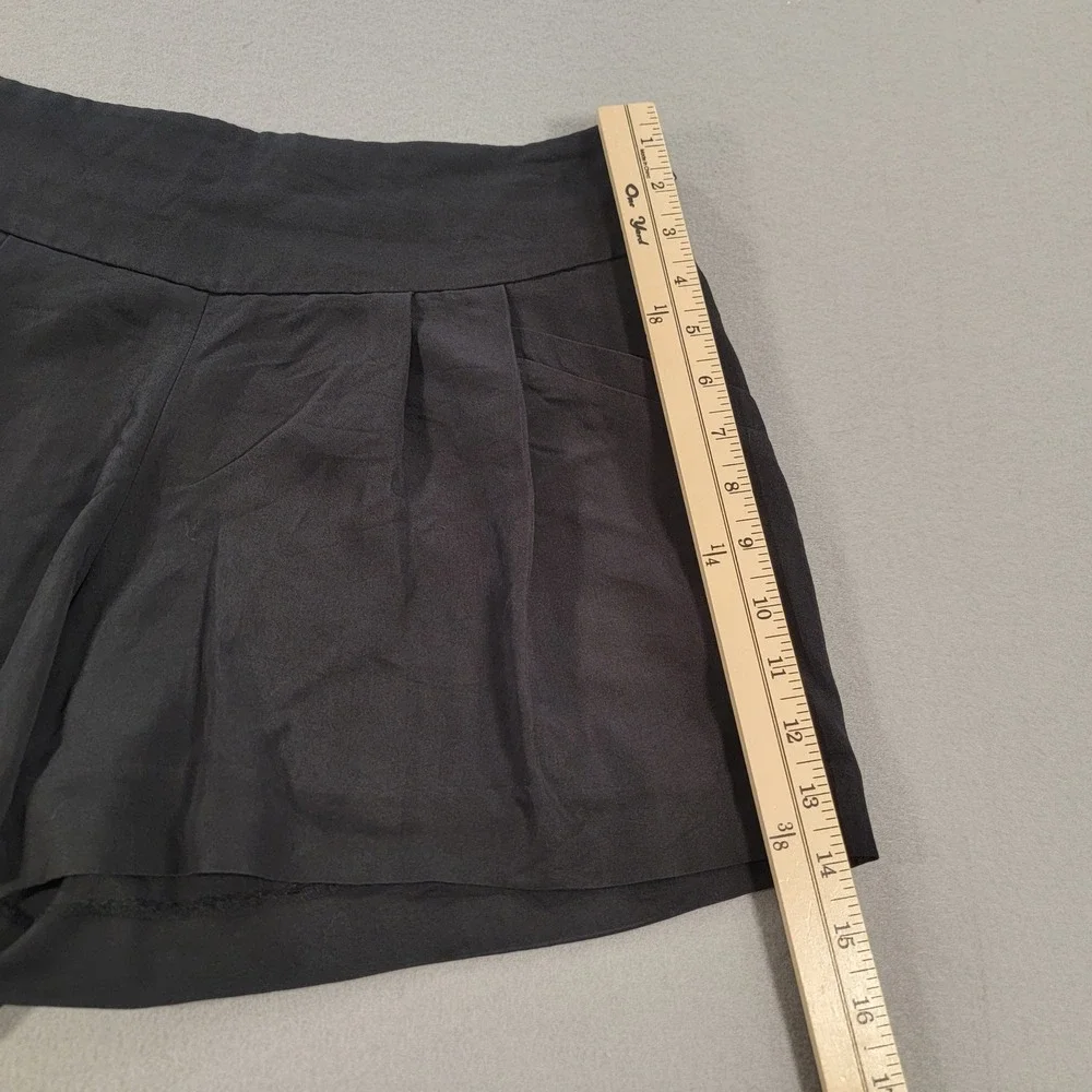 LOFT Pleated Dress Shorts High Rise Side Zip Black Women's Size 6 Preppy Casual